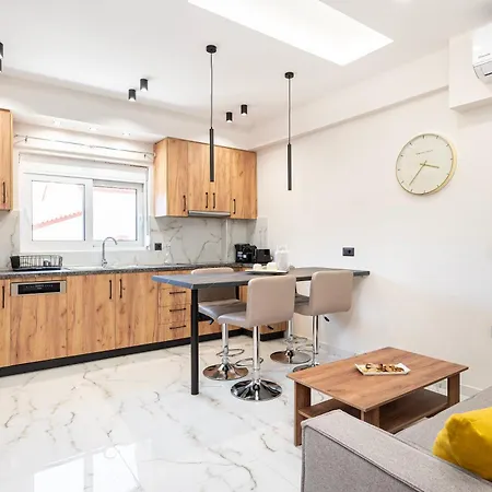 The Neptunian Апартаменты