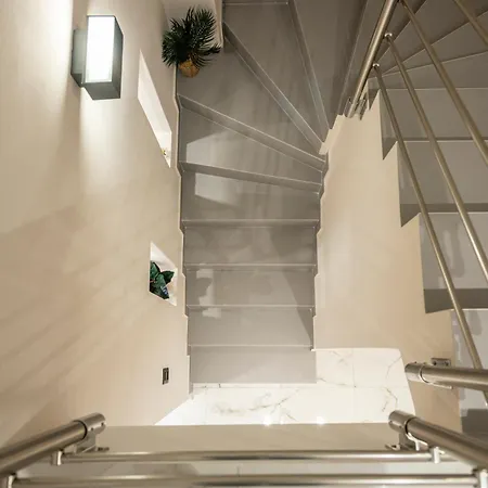 Апартаменты The Neptunian