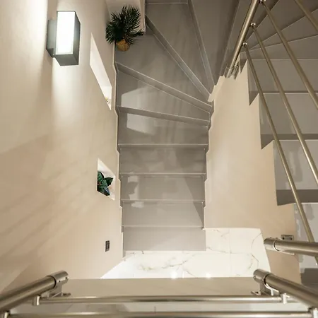 Апартаменты The Neptunian