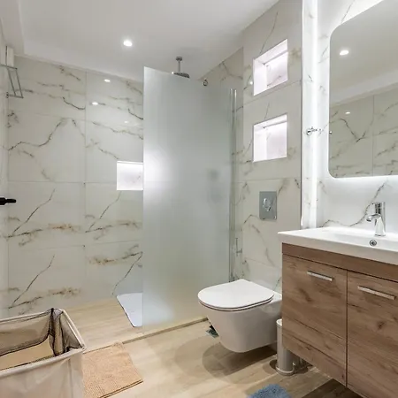 The Neptunian Кос